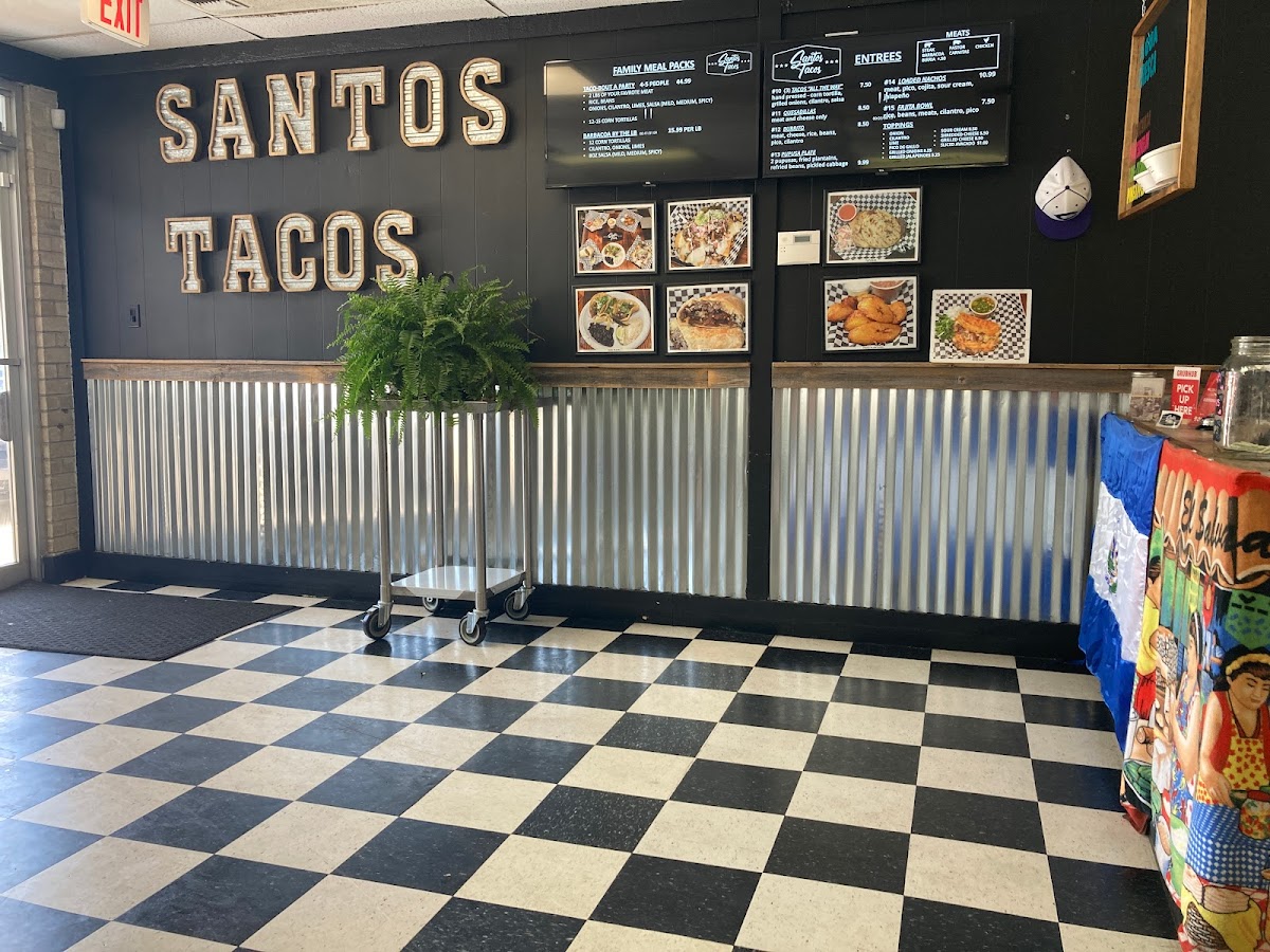 Santos Tacos